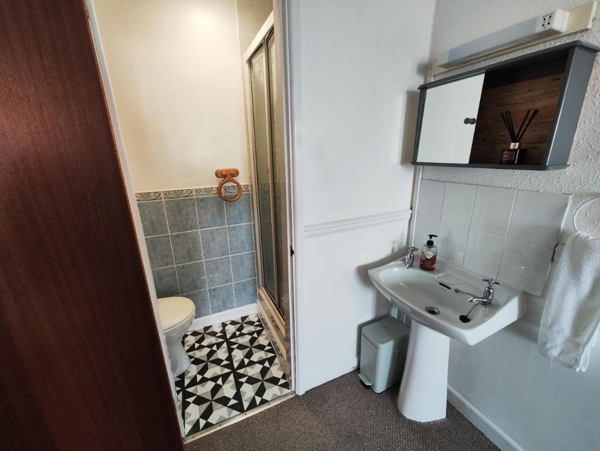 Styles & White Stays - Central Newquay New Quay Exterior foto